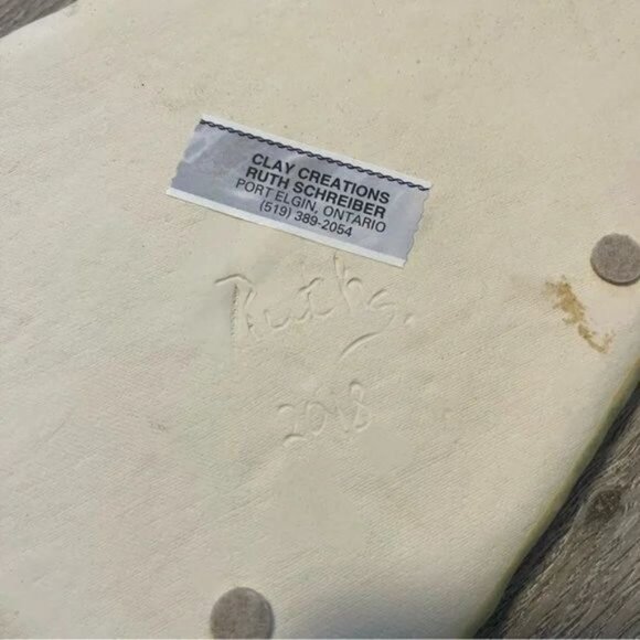 Hand made pottery leaf shape clay try by local Canadian Artist in Waterloo - Picture 5 of 5